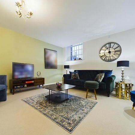 Appartamento Modern Duplex Central Free Parking Wi-Fi Cheltenham Esterno foto