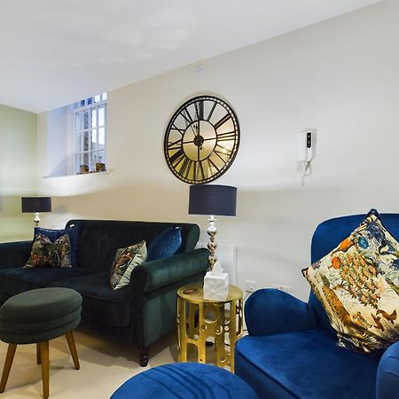 Appartamento Modern Duplex Central Free Parking Wi-Fi Cheltenham Esterno foto