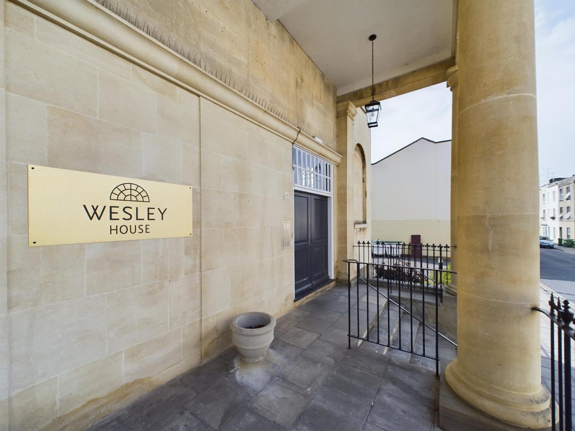 Appartamento Modern Duplex Central Free Parking Wi-Fi Cheltenham Esterno foto